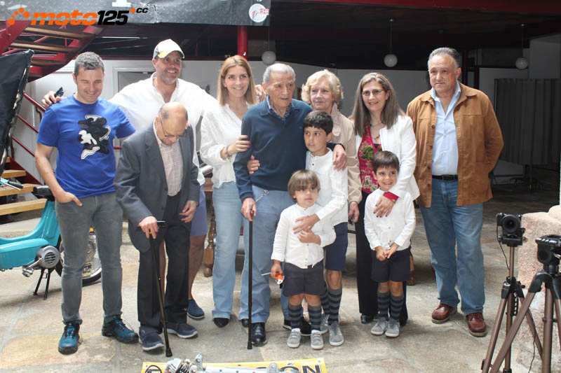 Vespino - Homenaje Vicente Carranza